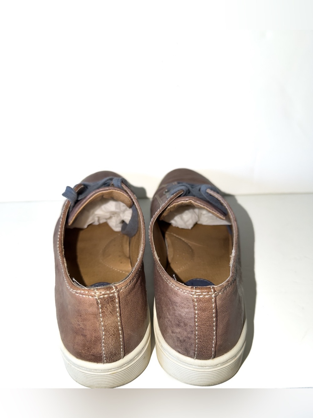 Sofft Baltazar leather sneaker Low-Top Deep Burgundy/Blue Laces Sz 9.5 - Picture 4 of 8